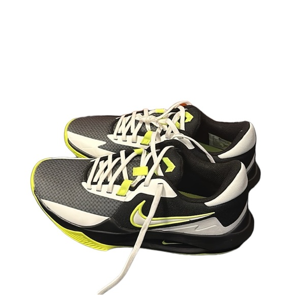 Brand New Women’s Precision basketball shoes (2024 model) - Picture 3 of 3